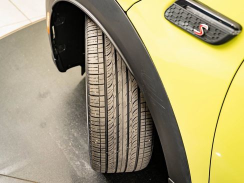 Used 2023 MINI Cooper S w/ Signature Upholstery Package image 45