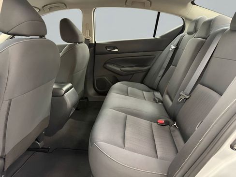 Used 2022 Nissan Altima 2.5 S FWD image 14