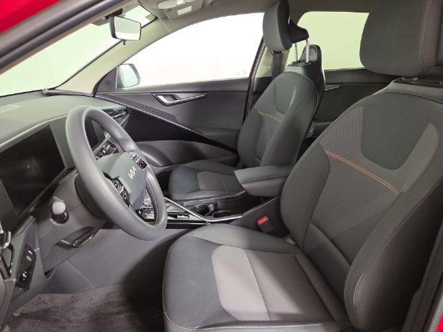 Certified 2025 Kia Niro LX FWD image 12