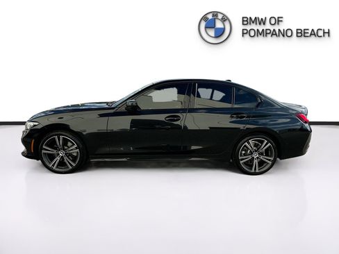 Used 2023 BMW 330i xDrive Sedan w/ Premium Package image 4
