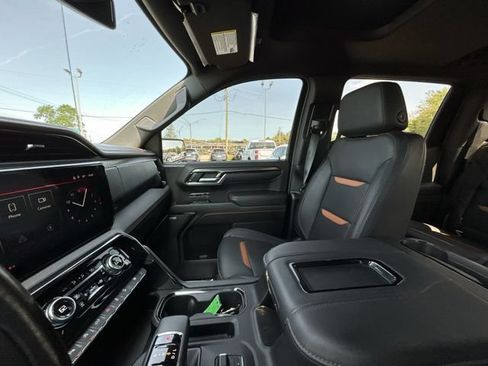 Used 2022 GMC Sierra 1500 AT4 w/ AT4 Premium Package AWD/4WD image 48