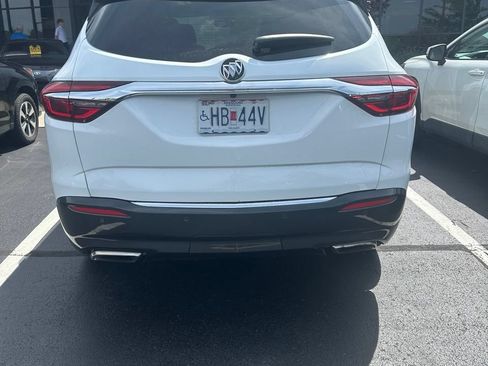 Used 2019 Buick Enclave Essence FWD image 7
