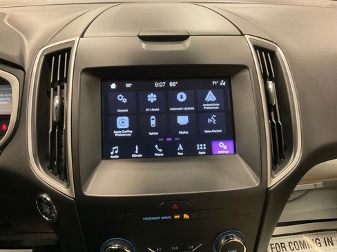 Used 2019 Ford Edge SEL w/ Equipment Group 201A AWD/4WD image 24