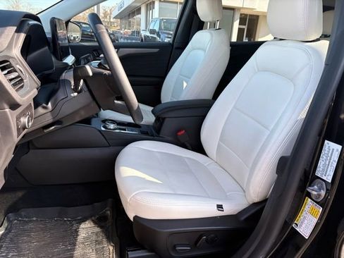 Used 2023 Ford Escape Active w/ Tech Pack #2 image 17