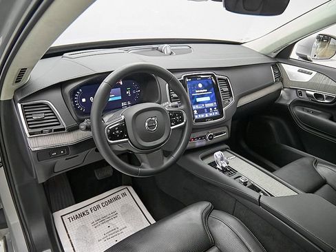 Certified 2023 Volvo XC90 T8 Ultimate w/ Lounge Package AWD/4WD image 12
