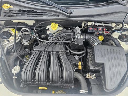 Used 2007 Chrysler PT Cruiser image 17