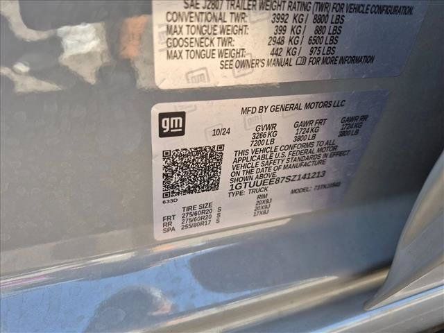 Used 2025 GMC Sierra 1500 AT4 w/ AT4 Premium Package AWD/4WD image 16