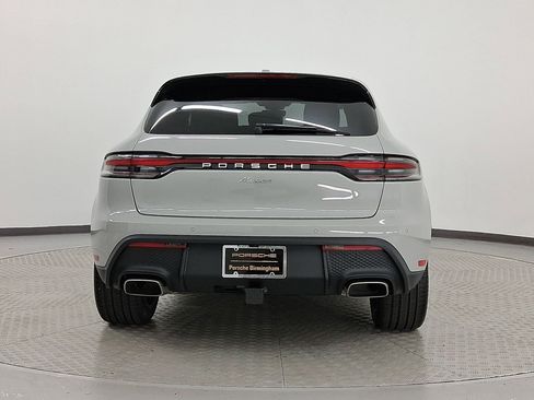 Used 2026 Porsche Macan AWD/4WD image 6