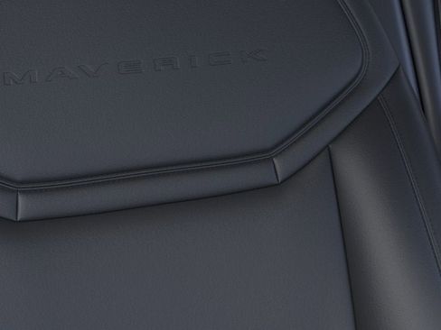 New 2025 Ford Maverick Lariat w/ Black Appearance Package image 17