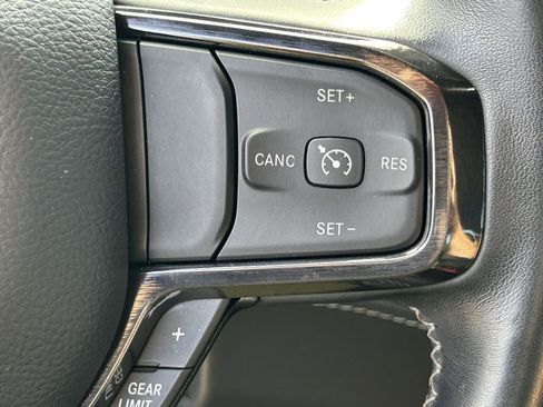 Used 2023 RAM 1500 Limited w/ Body Color Bumper Group image 21