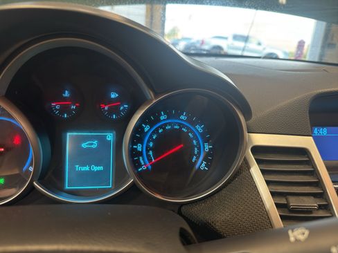 Used 2014 Chevrolet Cruze LT FWD image 18