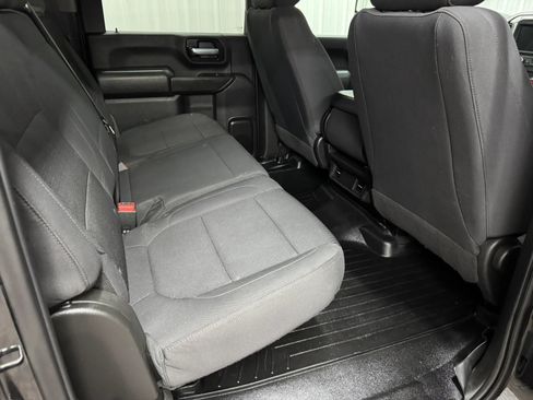 Used 2021 Chevrolet Silverado 2500 Custom w/ Custom Value Package AWD/4WD image 17