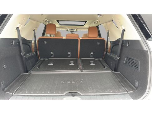 New 2026 Nissan Pathfinder Platinum AWD/4WD image 13