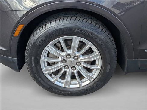 Used 2018 Cadillac XT5 FWD image 22