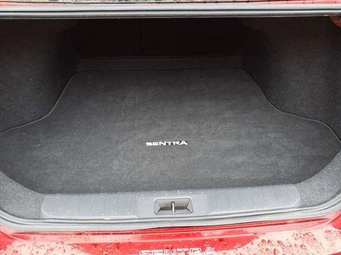 Used 2022 Nissan Sentra SV image 19