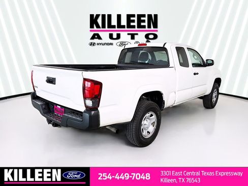 Used 2021 Toyota Tacoma SR AWD/4WD image 7
