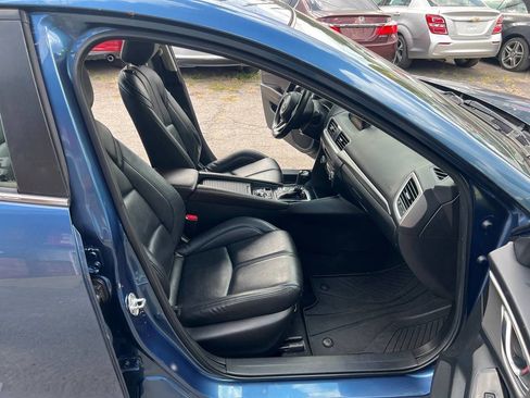 Used 2017 MAZDA MAZDA3 Touring image 18