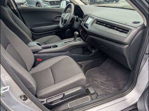 Used 2022 Honda HR-V EX image 18