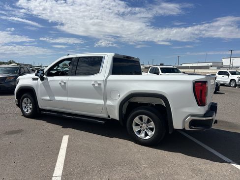 Certified 2024 GMC Sierra 1500 SLE RWD image 3