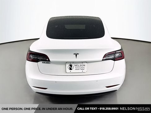 Used 2020 Tesla Model 3 Standard Range RWD image 6