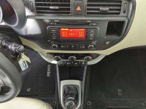 Used 2013 Kia Rio LX image 14