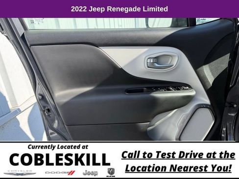 Used 2022 Jeep Renegade Limited AWD/4WD image 8