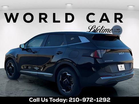 New 2026 Kia Sportage EX FWD image 5