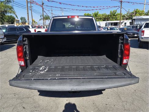 Used 2016 RAM 2500 Tradesman w/ Chrome Appearance Group AWD/4WD image 12