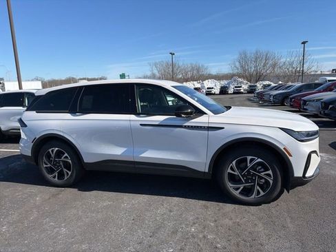 New 2026 Lincoln Nautilus Premier w/ Equipment Group 102A image 2