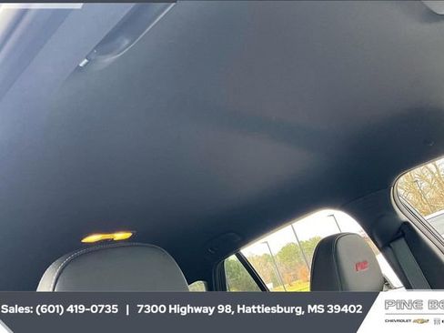 Used 2025 Chevrolet Trax RS w/ Driver Confidence Package image 16