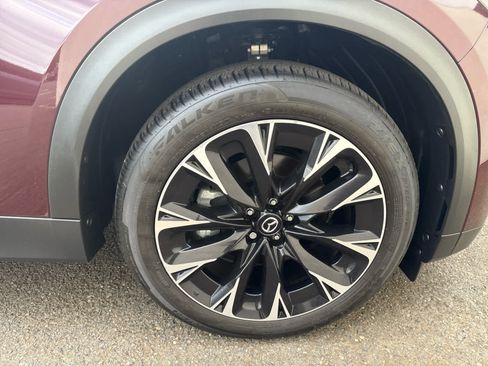 Certified 2025 MAZDA CX-90 Plug-In Hybrid w/ Premium Plus image 8