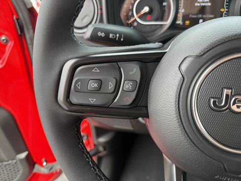 New 2026 Jeep Wrangler Unlimited Rubicon AWD/4WD image 29