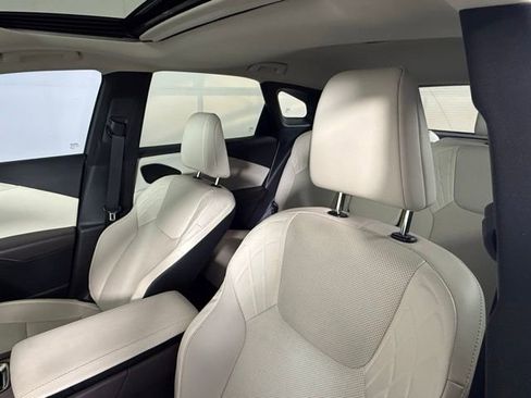 Used 2024 Lexus RX 350 Premium w/ Accessory Package image 6