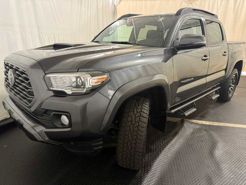 Certified 2023 Toyota Tacoma TRD Sport image 1
