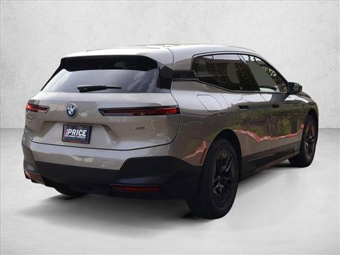 Certified 2023 BMW iX xDrive50 AWD/4WD image 6