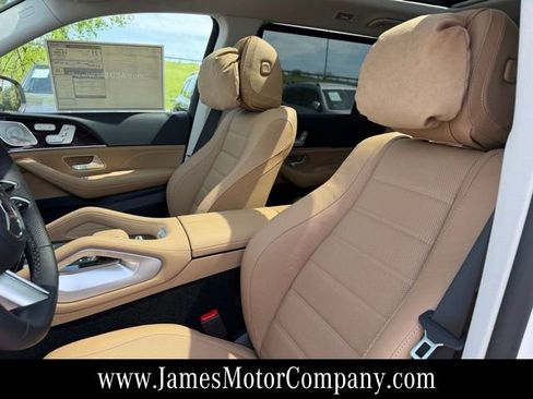 New 2026 Mercedes-Benz GLS 450 4MATIC image 14