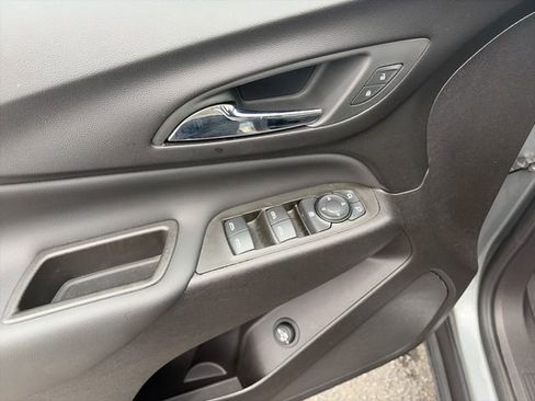 Used 2024 Chevrolet Equinox LT w/ LPO, Floor Liner Package AWD/4WD image 18