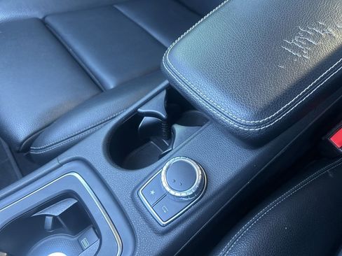 Used 2020 Mercedes-Benz GLA 250 4MATIC image 27