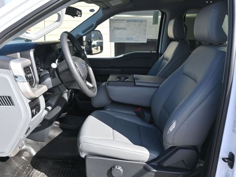New 2026 Ford F550 2WD Crew Cab image 25