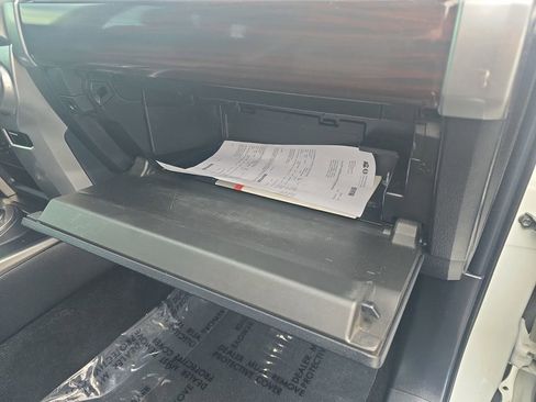 Used 2017 Toyota 4Runner Limited image 17