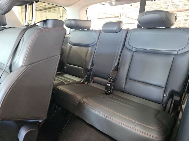 Used 2025 Ford Expedition Active AWD/4WD image 15