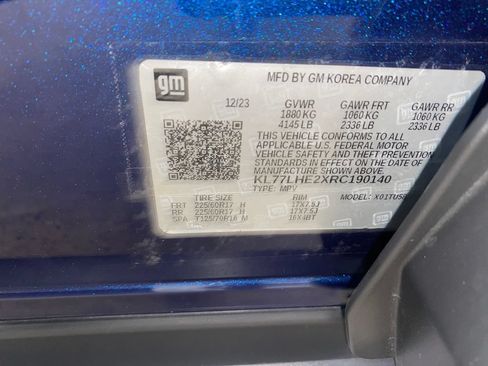 Used 2024 Chevrolet Trax LT w/ Driver Confidence Package FWD image 25