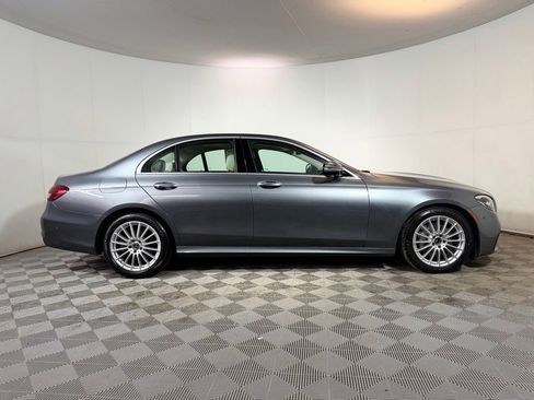 Used 2022 Mercedes-Benz E 350 4MATIC Sedan image 7