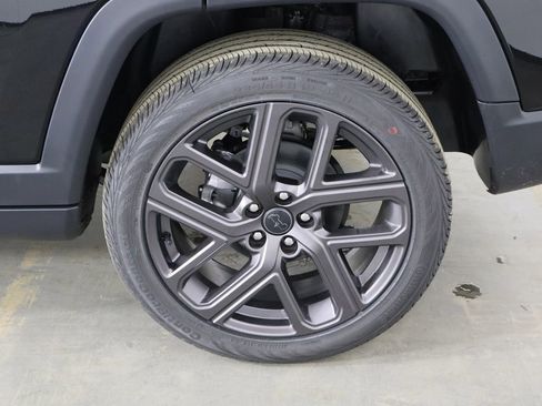 New 2026 Jeep Compass Latitude image 43