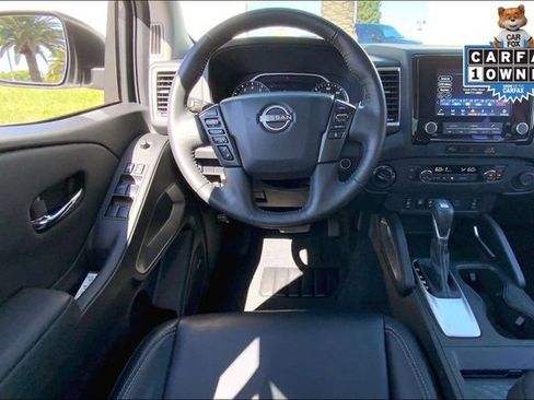 Used 2024 Nissan Frontier SL w/ Technology Package AWD/4WD image 5