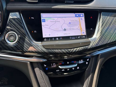 Used 2023 Cadillac XT6 Premium Luxury FWD image 12
