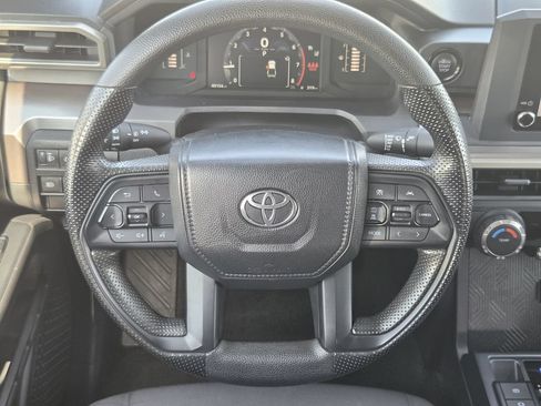Used 2024 Toyota Tacoma SR5 AWD/4WD image 14
