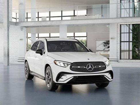 New 2026 Mercedes-Benz GLC 300 4MATIC image 9