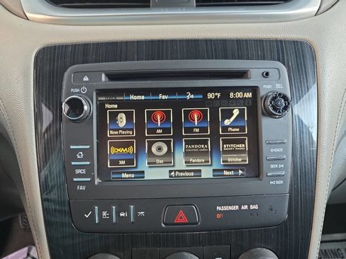 Used 2016 Chevrolet Traverse LT w/ Style and Technology Package image 18