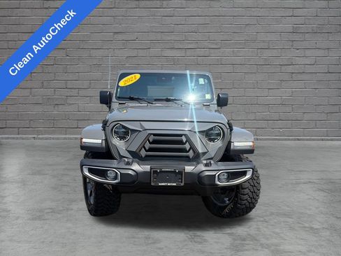 Used 2021 Jeep Wrangler Unlimited Sahara w/ Dual Top Group AWD/4WD image 2
